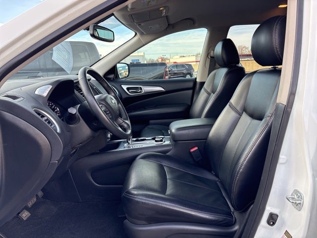 2020 Nissan Pathfinder SL