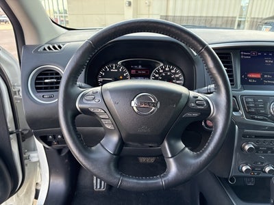 2020 Nissan Pathfinder SL