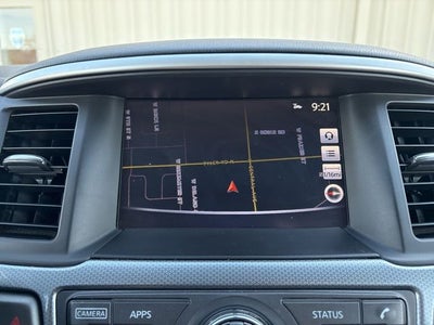 2019 Nissan Pathfinder SL