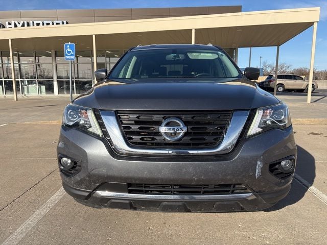 2019 Nissan Pathfinder SL