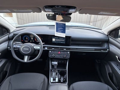 2025 Hyundai TUCSON SE