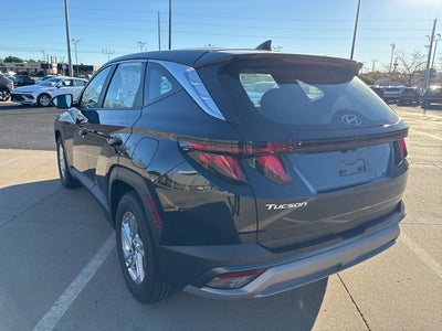 2025 Hyundai TUCSON SE