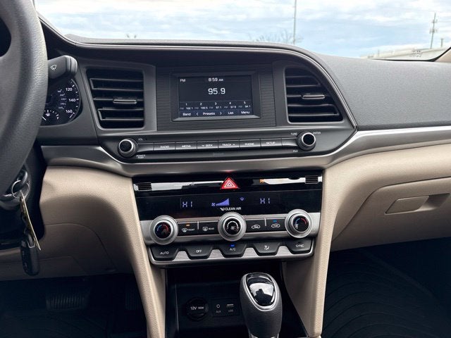 2020 Hyundai ELANTRA SE