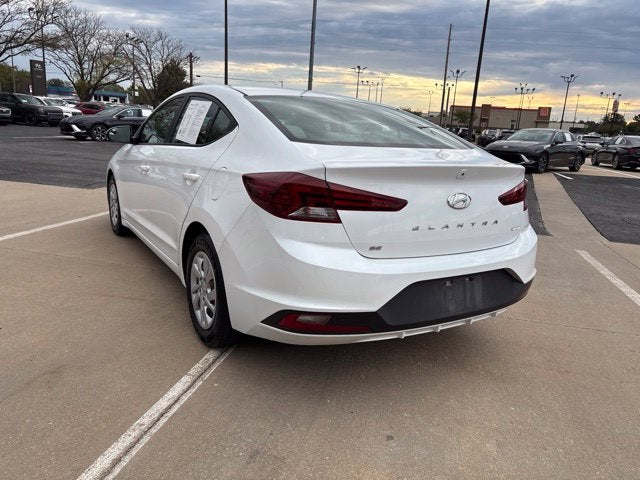 2020 Hyundai ELANTRA SE