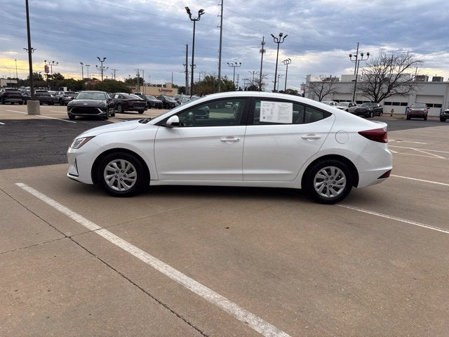 2020 Hyundai ELANTRA SE