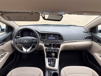 2020 Hyundai ELANTRA SE
