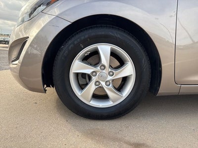 2015 Hyundai ELANTRA SE