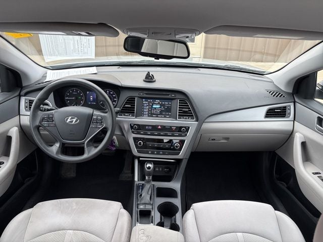 2017 Hyundai SONATA SE