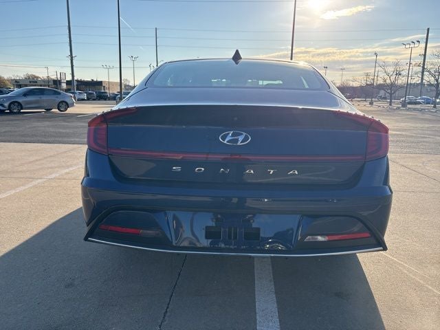 2022 Hyundai SONATA SE