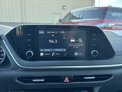 2022 Hyundai SONATA SE