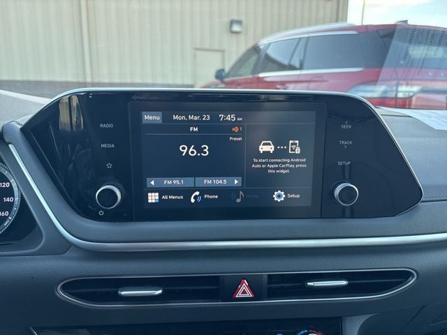 2022 Hyundai SONATA SE