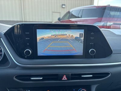 2022 Hyundai SONATA SE