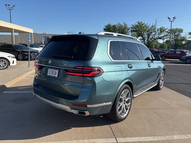 2025 BMW X7 xDrive40i