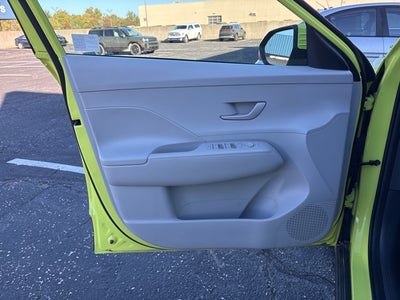 2024 Hyundai KONA SEL