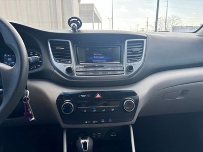 2017 Hyundai TUCSON SE