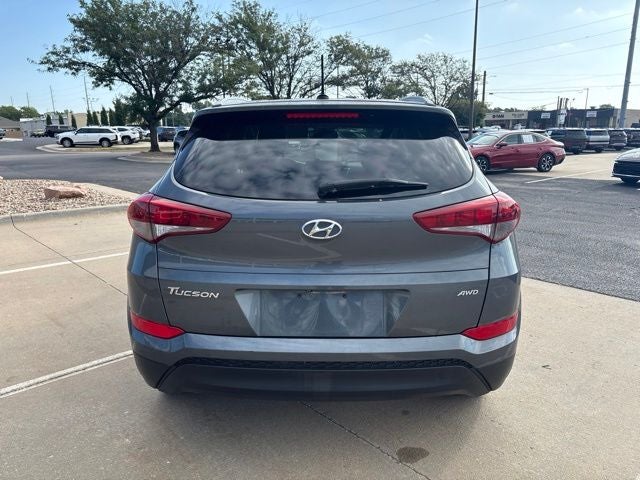 2017 Hyundai TUCSON SE