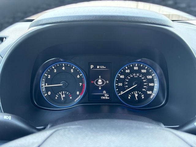 2023 Hyundai KONA SEL