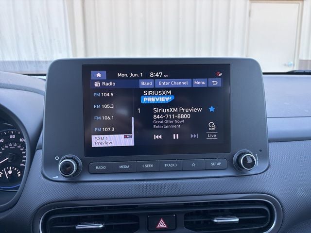2022 Hyundai KONA SEL