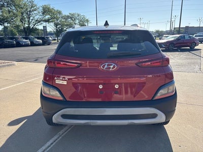 2022 Hyundai KONA SEL