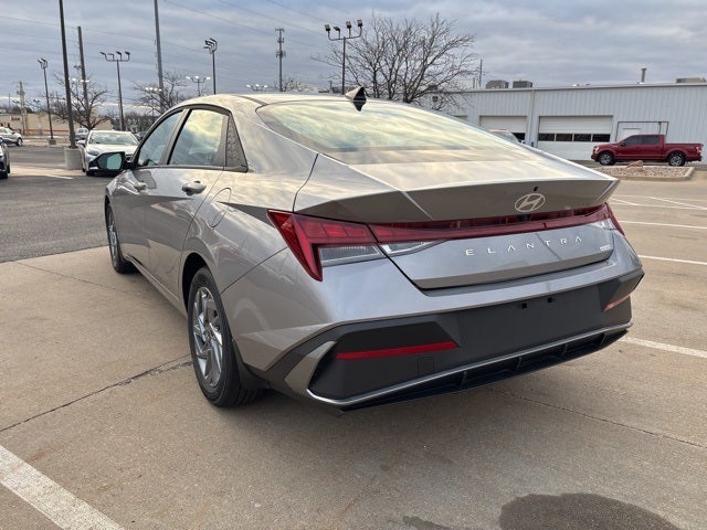 2025 Hyundai ELANTRA HYBRID Blue