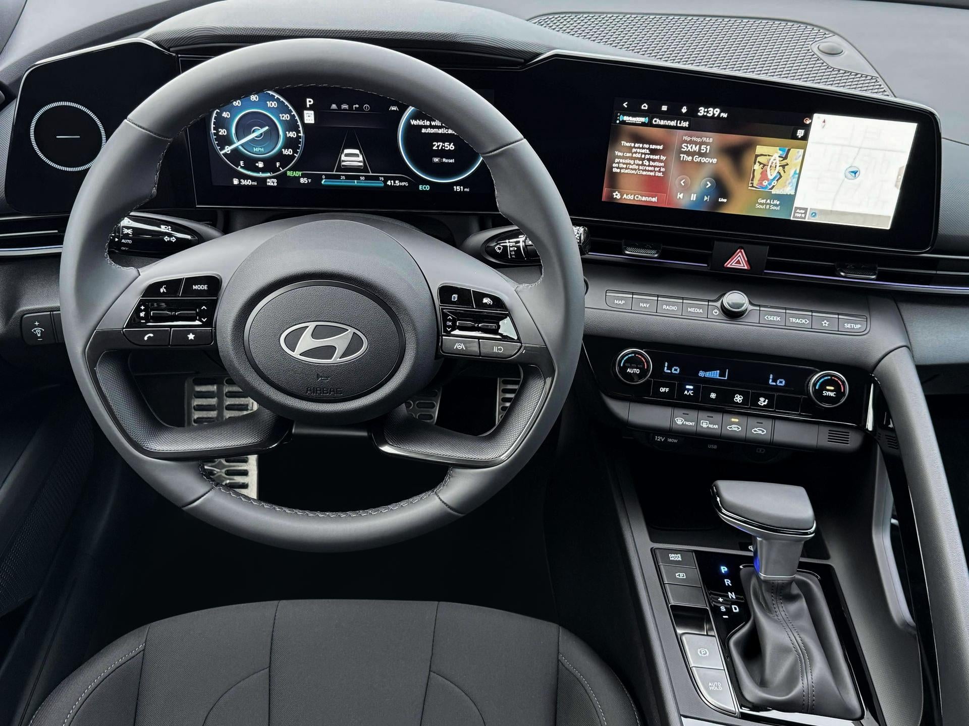 2025 Hyundai ELANTRA HYBRID SEL Sport