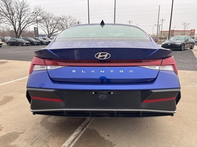 2025 Hyundai ELANTRA SEL Convenience