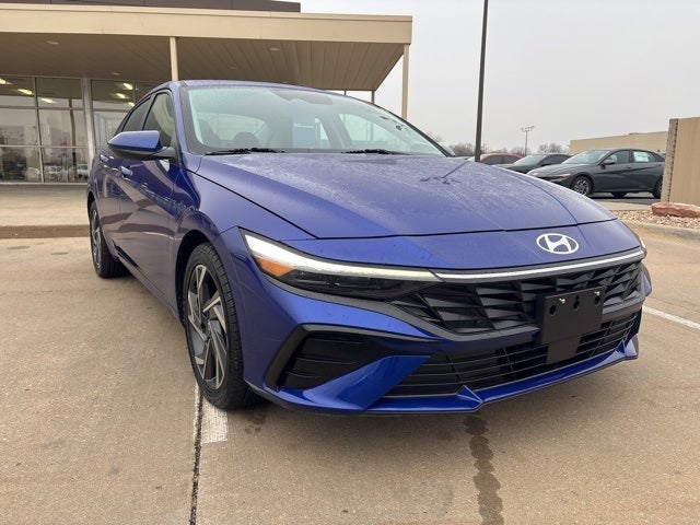 2025 Hyundai ELANTRA SEL Convenience