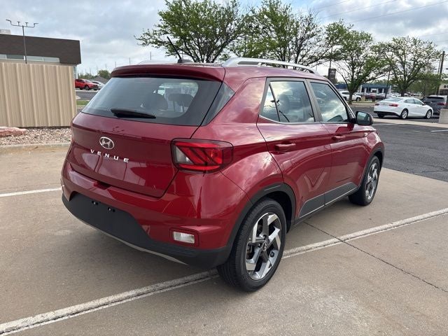 2025 Hyundai VENUE SEL