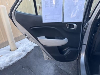 2025 Hyundai VENUE SEL