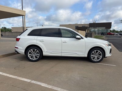 2025 Audi Q7 55 Premium Plus quattro