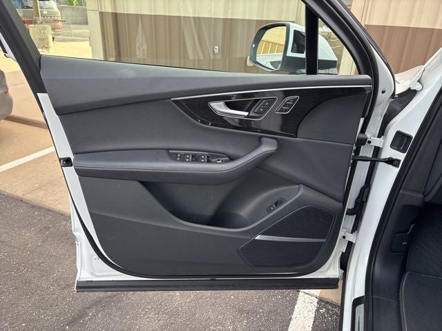 2025 Audi Q7 55 Premium Plus quattro