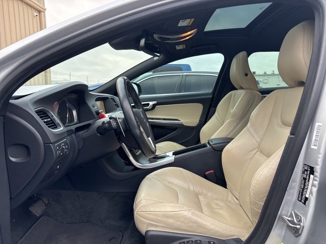 2015 Volvo V60 T5 Platinum