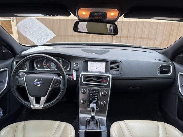 2015 Volvo V60 T5 Platinum