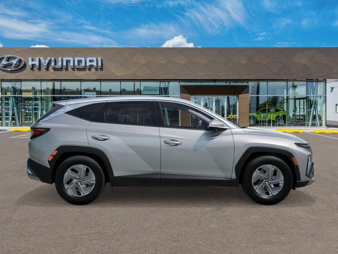 2026 Hyundai TUCSON HYBRID SE
